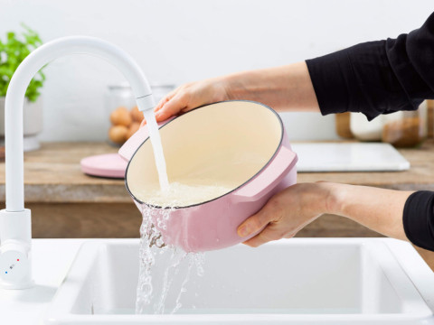 Каструля чавунна з кришкою 3,3 л KitchenAid Cast Iron (CC007430-001)