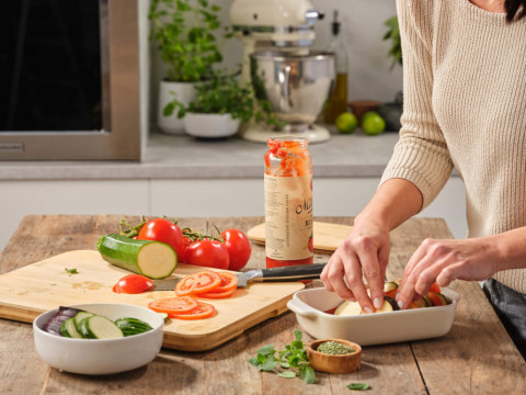 Форма для випікання з кришкою 0,9 л KitchenAid Stoneware (CC006105-001)