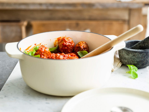 Каструля чавунна з кришкою 5,2 л KitchenAid Cast Iron (CC006059-001)