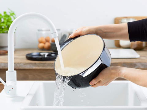 Каструля чавунна з кришкою 3,3 л KitchenAid Cast Iron (CC006058-001)