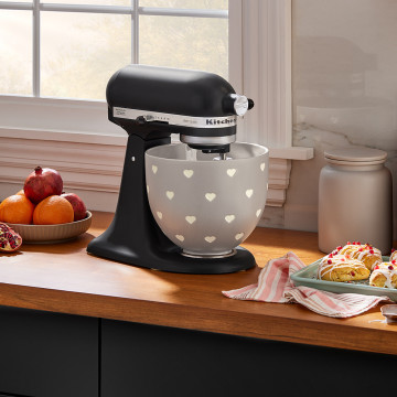 Чаша керамічна текстурована KitchenAid 4,7 л 5KSM2CB5CH «Hearts»