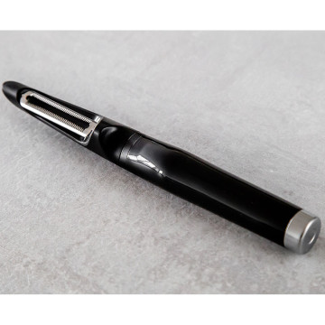 Овочечистка вертикальна KitchenAid Classic, 22 см (KCG112OHOBE)