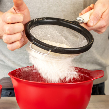 Ситечко KitchenAid Coreline, 18 см (KAG161OHACE)