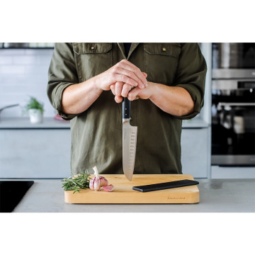 Ніж сантоку KitchenAid Coreline з захисним чохлом для леза, 18 см (KOG7IKSSOHOBA)
