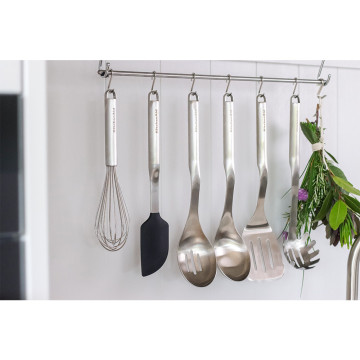 Лопатка для тіста KitchenAid Premium, 31 см (KMG031OHOB)