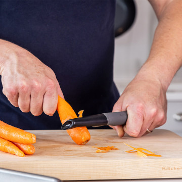 Овочечистка вертикальна KitchenAid Coreline, 22 см (KAS112OHCGG)