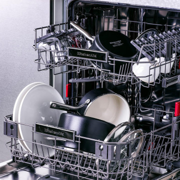 Ківш з кришкою 16 см KitchenAid Steel Core (CC005997-001)