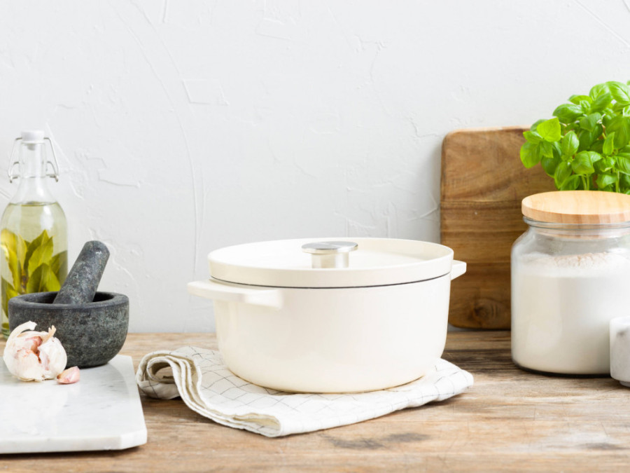 Каструля чавунна з кришкою 3,3л KitchenAid Cast Iron (CC006056-001)