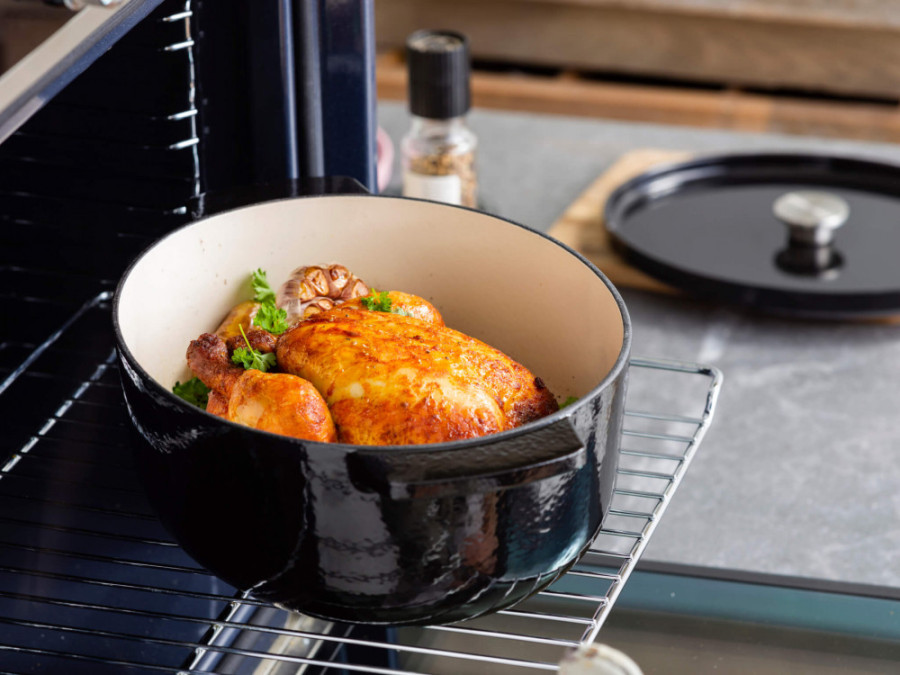 Гусятниця чавунна з кришкою 5,6 л KitchenAid Cast Iron (CC006064-001)