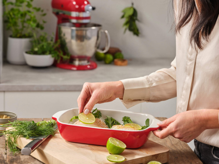 Форма для випікання з кришкою 1,9 л KitchenAid Stoneware (CC006106-001)