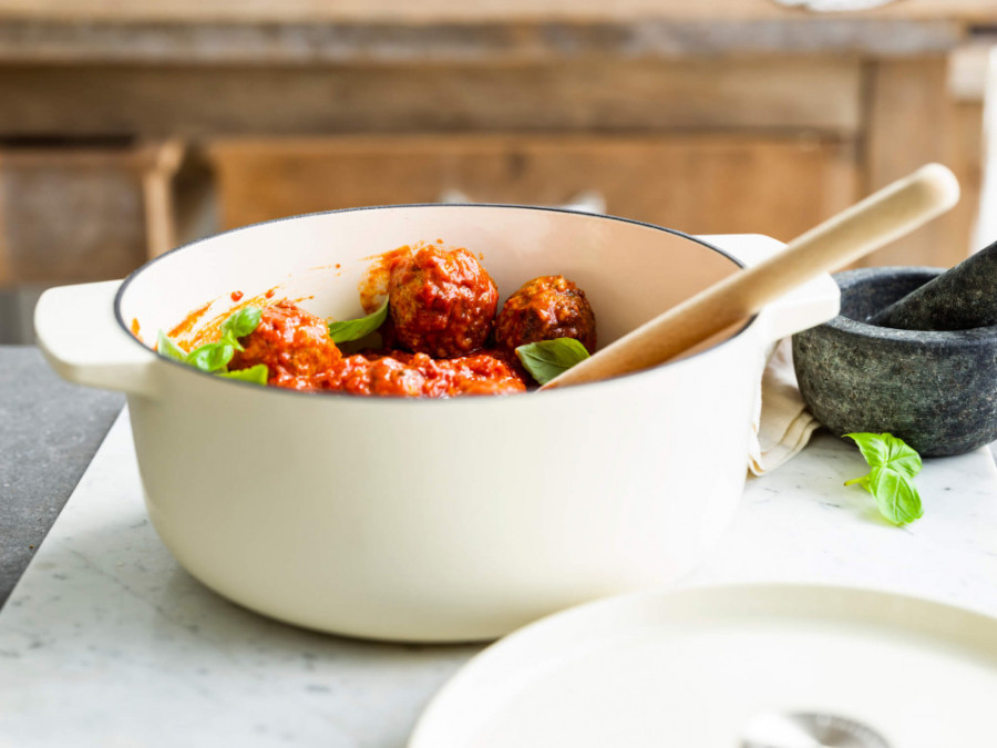 Каструля чавунна з кришкою 5,2 л KitchenAid Cast Iron (CC006059-001)