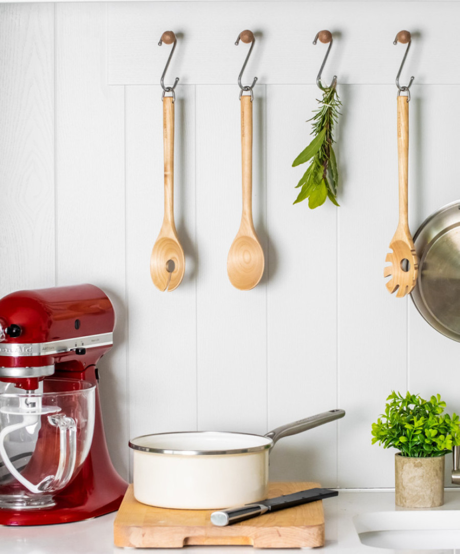 Ложка для сервіровки KitchenAid Coreline 34 см (KQR703OHE)