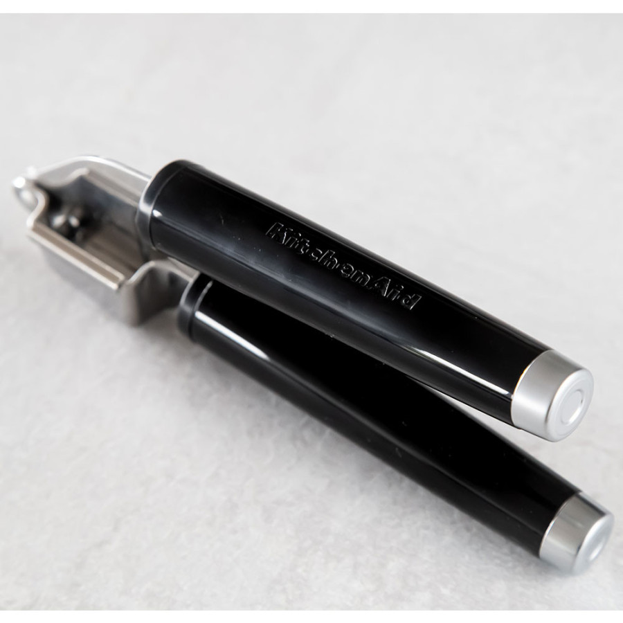 Прес для часнику KitchenAid Classic, 19 см (KCG132OHOBE)