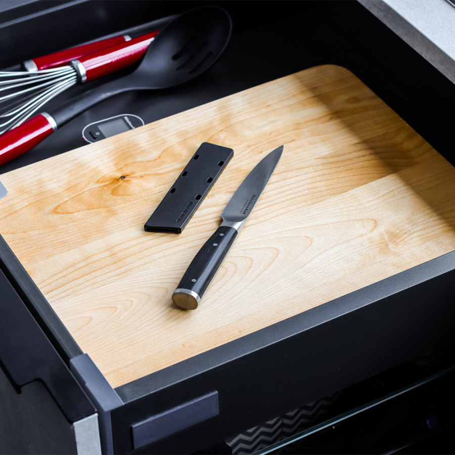 Ніж універсальний KitchenAid Coreline з захисним чохлом для леза, 11 см (KOG45TSSOHOBA)