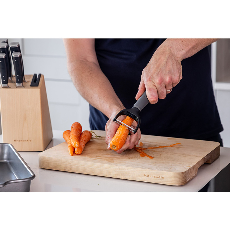 Овочечистка горизонтальна KitchenAid Coreline, 18 см (KAS145OHCGG)