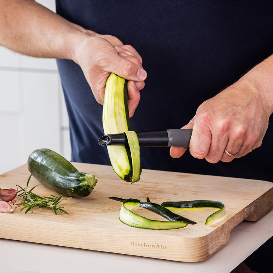 Овочечистка вертикальна KitchenAid Coreline, 22 см (KAS112OHCGG)