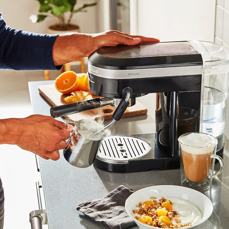 Кавоварка еспресо KitchenAid Artisan 5KES6503EOB, купити в Україні, найкраща ціна – KitchenAid - Фото 39